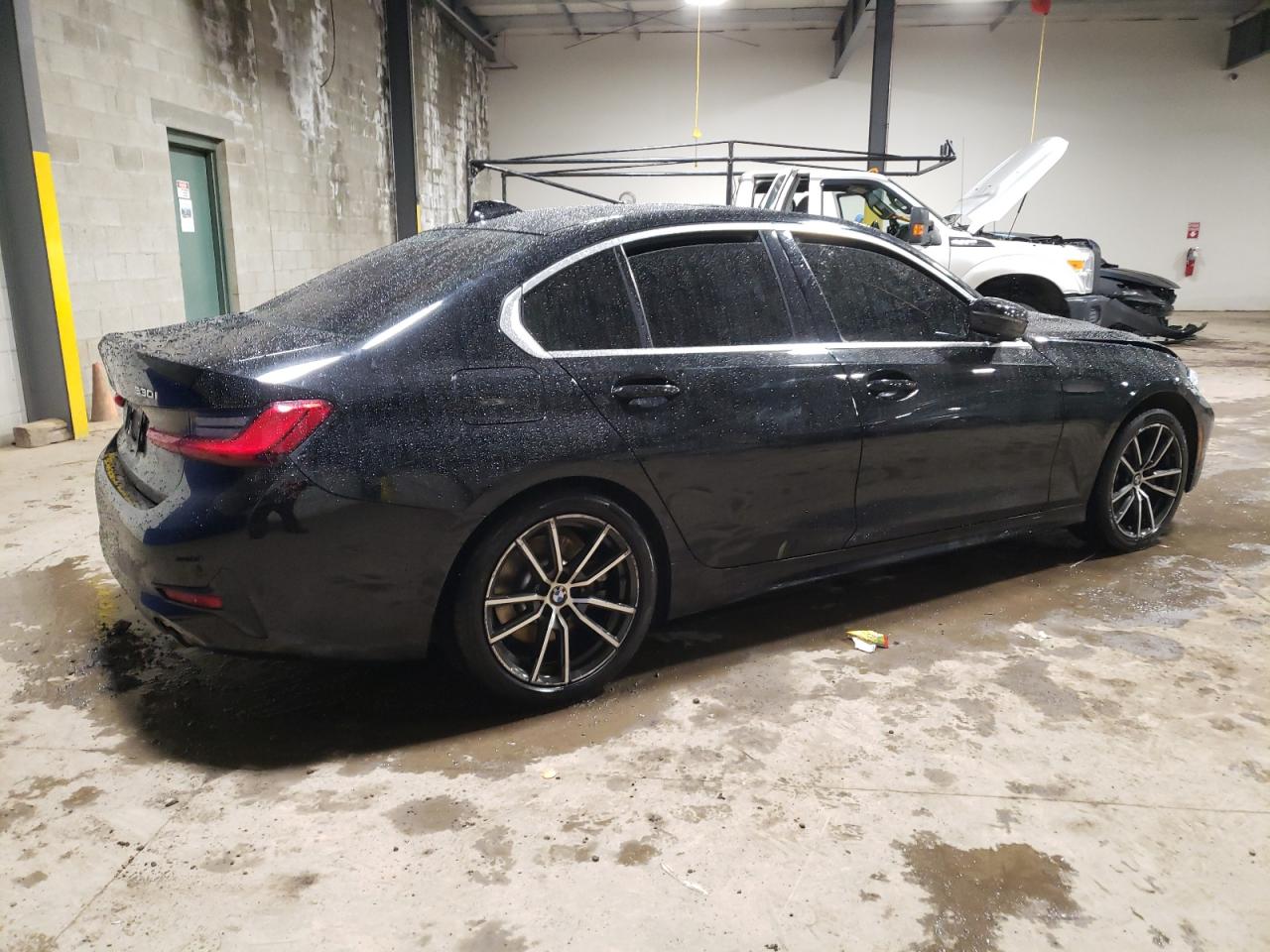 Photo 2 VIN: 3MW5R7J08M8B94255 - BMW 3ER 