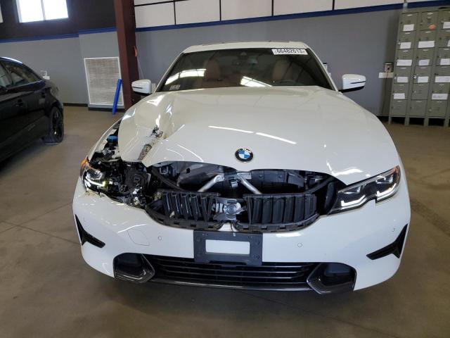 Photo 4 VIN: 3MW5R7J08M8B98841 - BMW 330I 