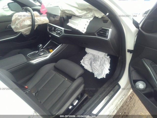 Photo 4 VIN: 3MW5R7J09L8B09485 - BMW 330XI 