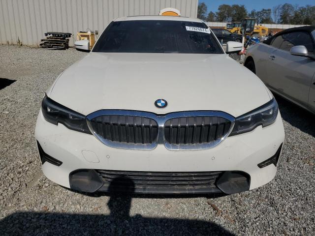 Photo 4 VIN: 3MW5R7J09L8B15643 - BMW 330XI 