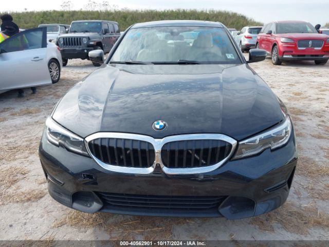 Photo 5 VIN: 3MW5R7J09L8B27310 - BMW 330I 