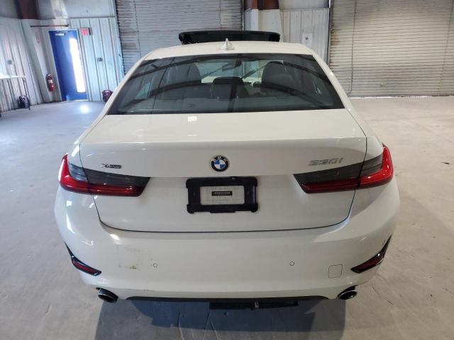 Photo 5 VIN: 3MW5R7J09L8B31812 - BMW 330XI 