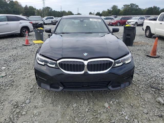 Photo 4 VIN: 3MW5R7J09M8B78517 - BMW 330XI 