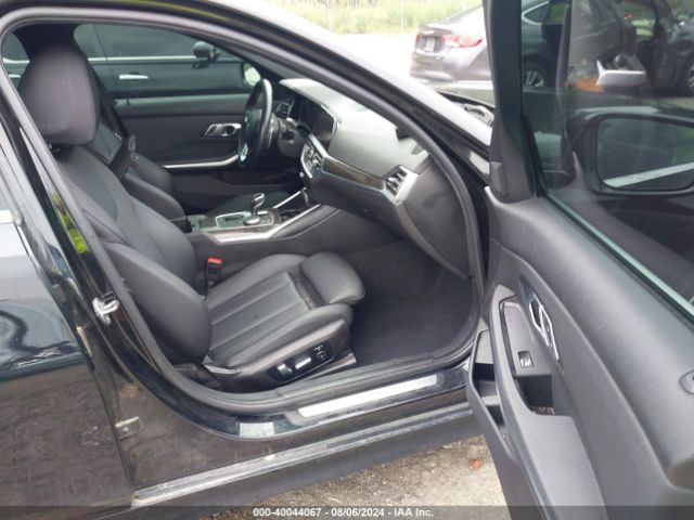 Photo 4 VIN: 3MW5R7J0XL8B08622 - BMW 330I 