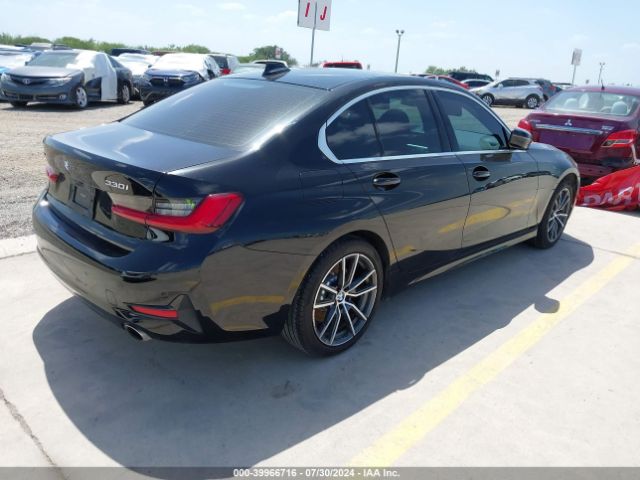 Photo 3 VIN: 3MW5R7J0XL8B18485 - BMW 330I 