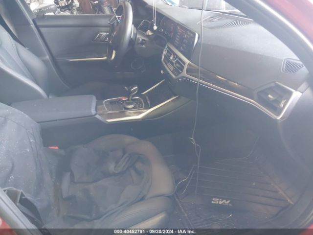 Photo 4 VIN: 3MW5R7J0XM8B73570 - BMW 330I 