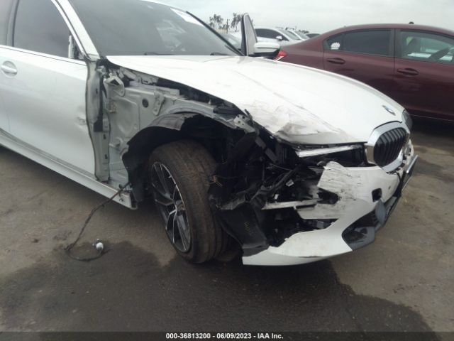 Photo 5 VIN: 3MW5R7J0XM8B82849 - BMW 330I 