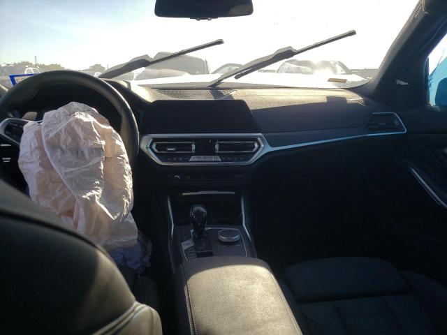 Photo 7 VIN: 3MW5R7J0XM8C11301 - BMW 330XI 