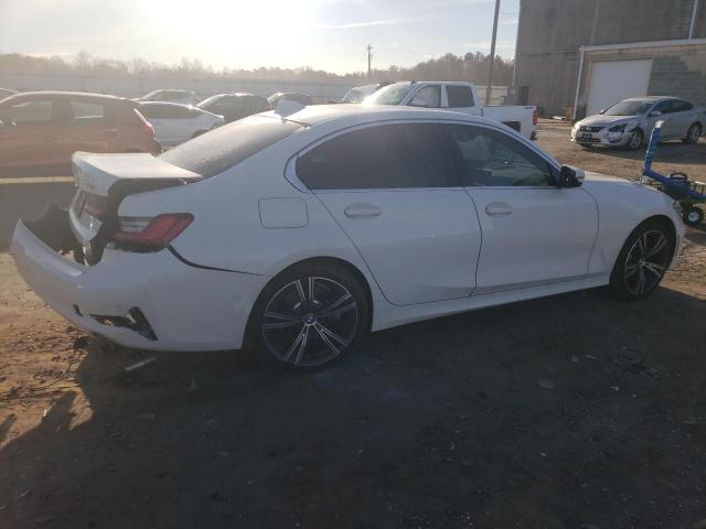 Photo 2 VIN: 3MW5R7J0XN8C72777 - BMW 3 SERIES 