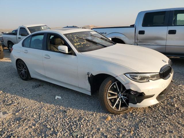 Photo 3 VIN: 3MW5R7J50K8B00300 - BMW 330XI 