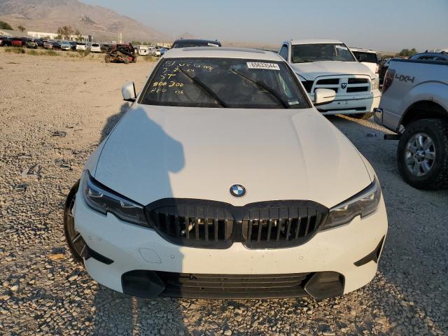 Photo 4 VIN: 3MW5R7J50K8B00300 - BMW 330XI 