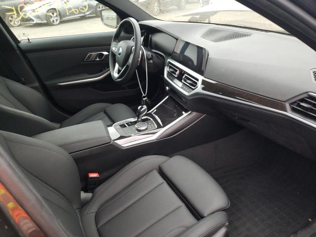 Photo 4 VIN: 3MW5R7J51K8B00807 - BMW 330XI 