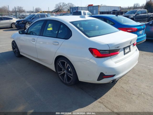 Photo 2 VIN: 3MW5R7J57K8A04857 - BMW 330I 