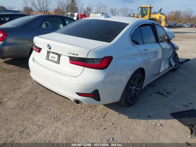 Photo 3 VIN: 3MW5R7J58K8B03512 - BMW 330I 