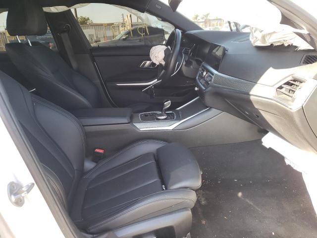 Photo 4 VIN: 3MW5U7J03N8C27176 - BMW M340I 