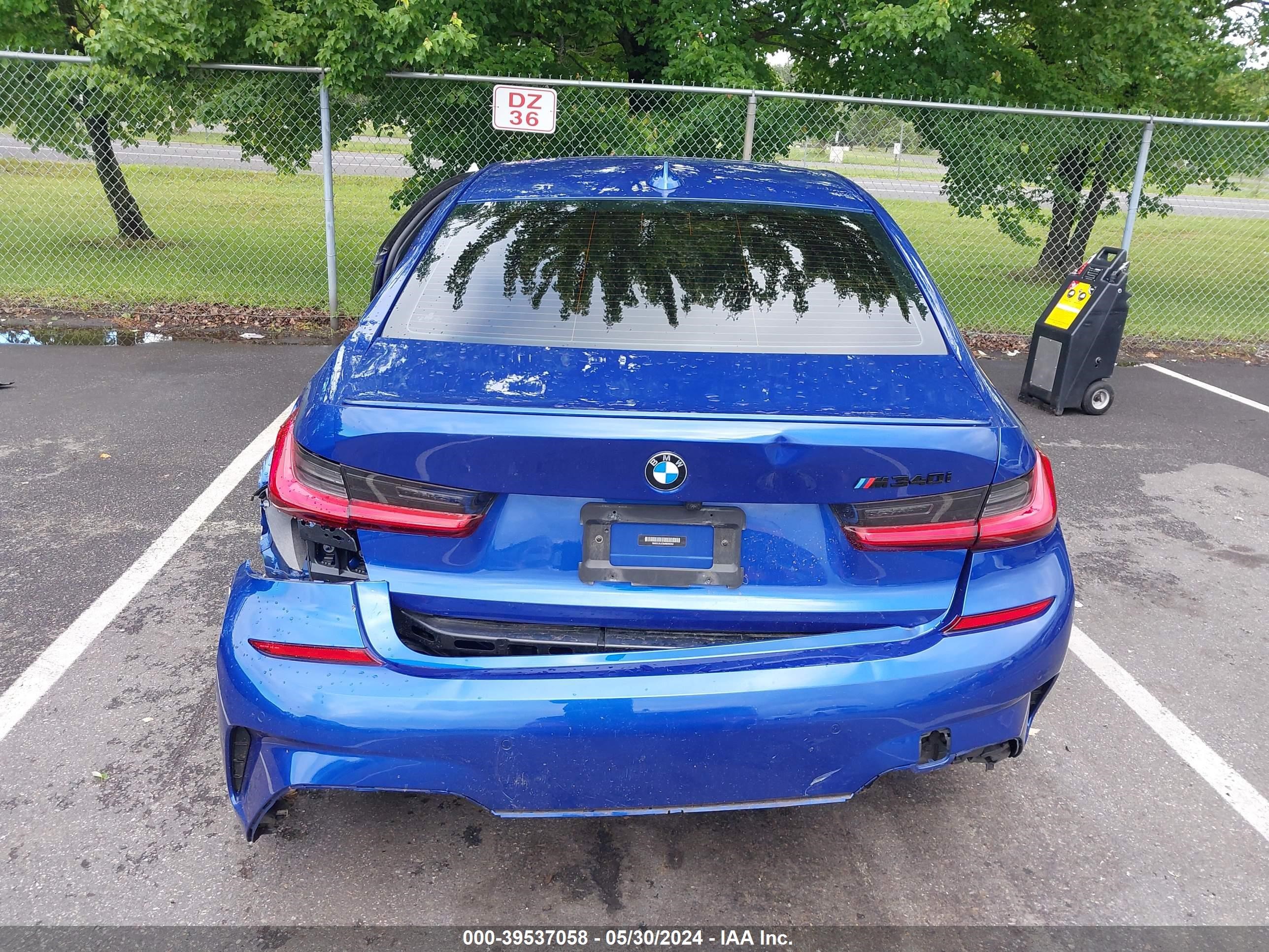 Photo 15 VIN: 3MW5U9J03M8B99390 - BMW 3ER 