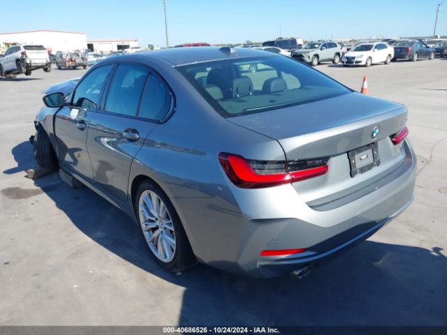 Photo 2 VIN: 3MW69FF00P8D27974 - BMW 330I 