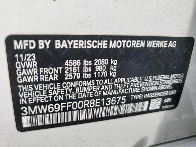 Photo 11 VIN: 3MW69FF00R8E13675 - BMW 330I 