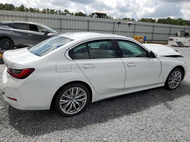 Photo 2 VIN: 3MW69FF00R8E13675 - BMW 330I 