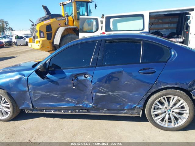 Photo 5 VIN: 3MW69FF01P8D02517 - BMW 330I 