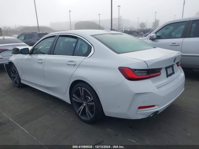 Photo 2 VIN: 3MW69FF01R8E18853 - BMW 330I 