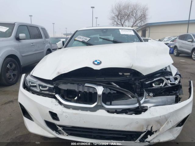 Photo 5 VIN: 3MW69FF01R8E18853 - BMW 330I 