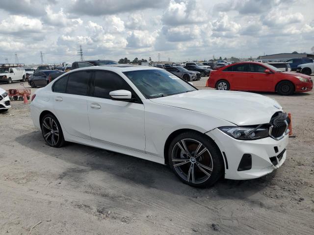 Photo 3 VIN: 3MW69FF02P8D38622 - BMW 330I 