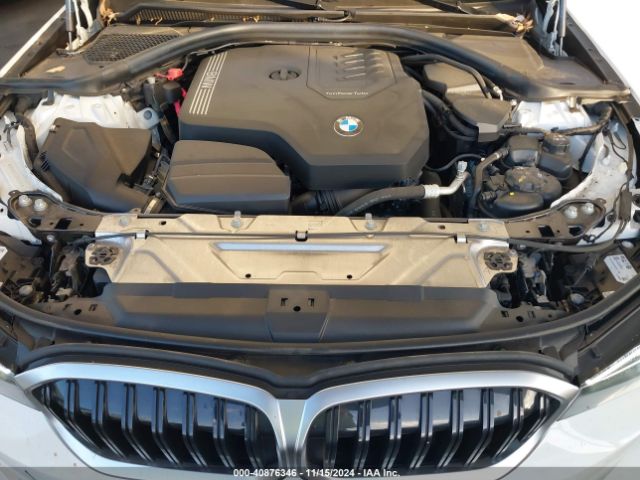 Photo 9 VIN: 3MW69FF02R8E04394 - BMW 330I 