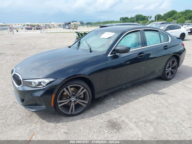 Photo 1 VIN: 3MW69FF02R8E43504 - BMW 330I 