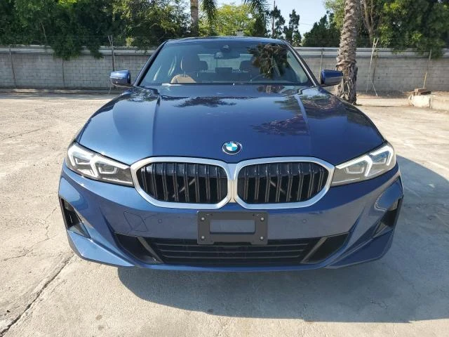 Photo 4 VIN: 3MW69FF03R8E14125 - BMW 330I 