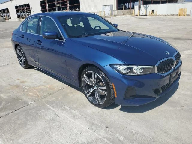 Photo 3 VIN: 3MW69FF03R8E15968 - BMW 330I 