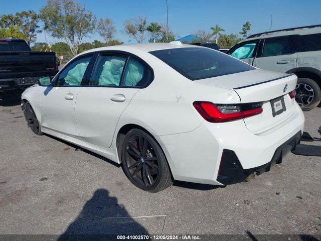 Photo 2 VIN: 3MW69FF04P8C81503 - BMW 330I 