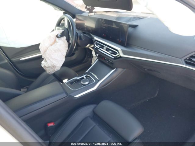 Photo 4 VIN: 3MW69FF04P8C81503 - BMW 330I 