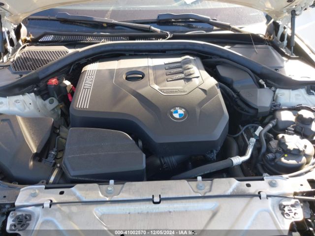 Photo 9 VIN: 3MW69FF04P8C81503 - BMW 330I 