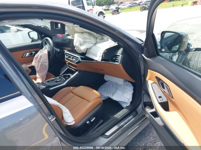 Photo 4 VIN: 3MW69FF05P8D32815 - BMW 330I 