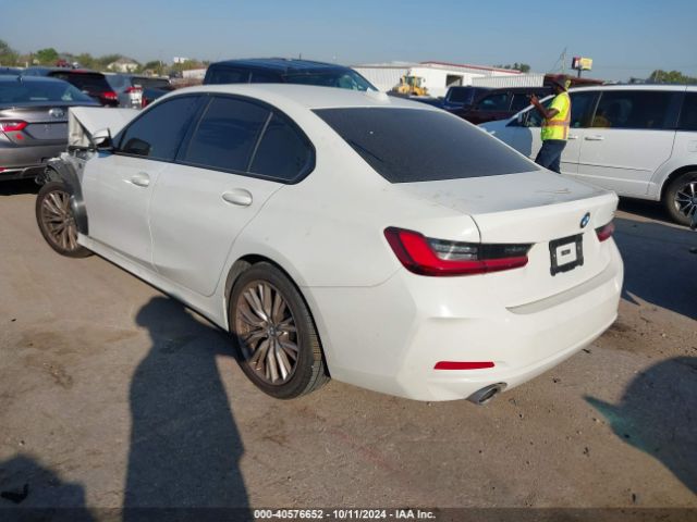 Photo 2 VIN: 3MW69FF07P8D46845 - BMW 330I 