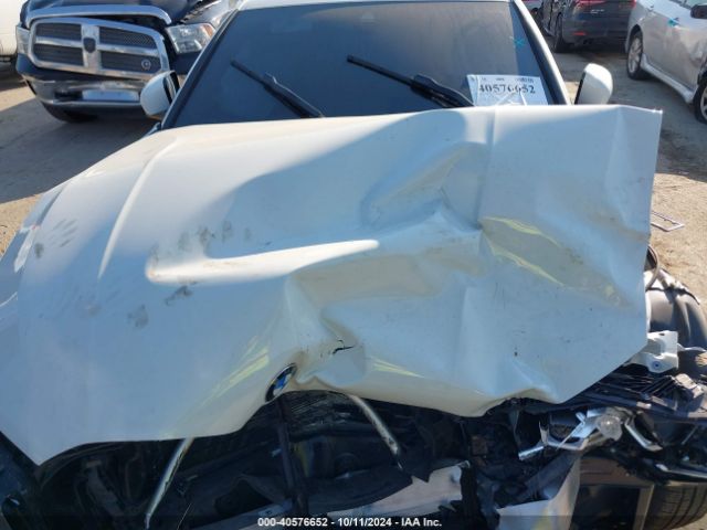 Photo 9 VIN: 3MW69FF07P8D46845 - BMW 330I 