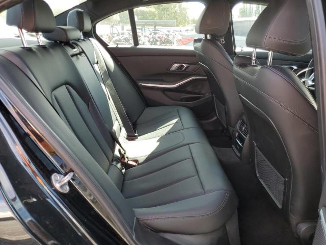 Photo 9 VIN: 3MW69FF07P8D56923 - BMW 330I 