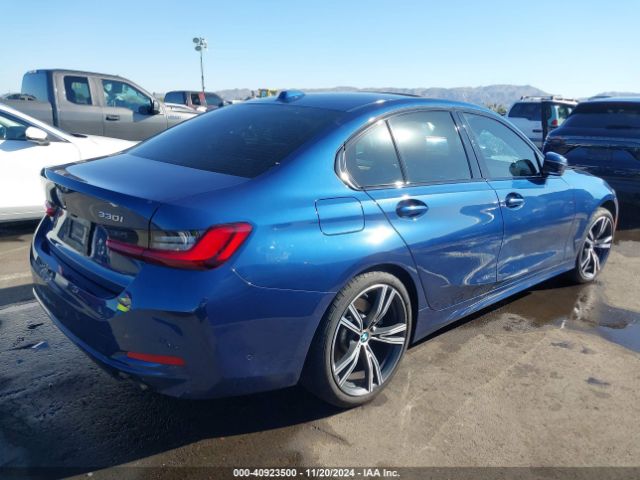 Photo 3 VIN: 3MW69FF07P8D59756 - BMW 330I 