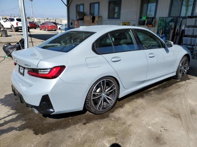 Photo 2 VIN: 3MW69FF07R8E64669 - BMW 330I 