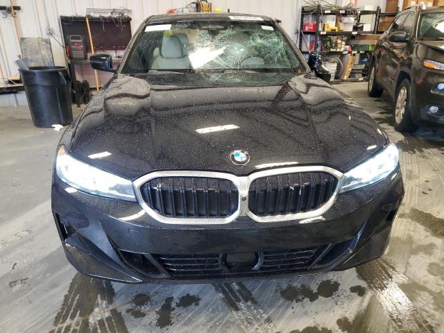 Photo 4 VIN: 3MW69FF07R8E81794 - BMW 330I 