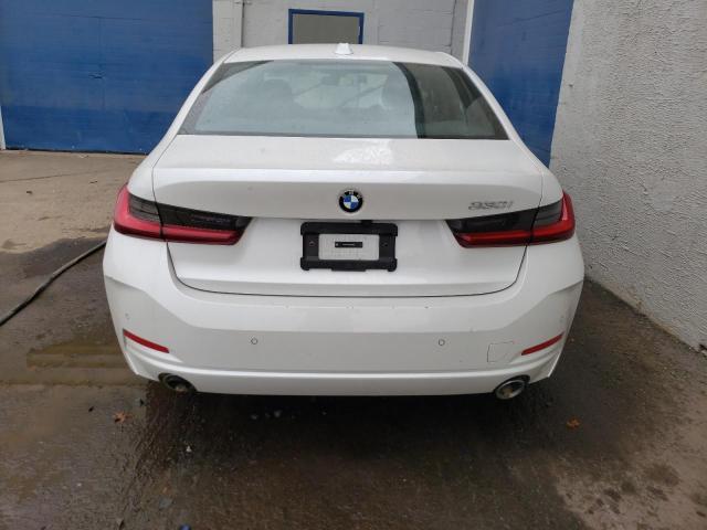 Photo 5 VIN: 3MW69FF08R8D83339 - BMW 330I 