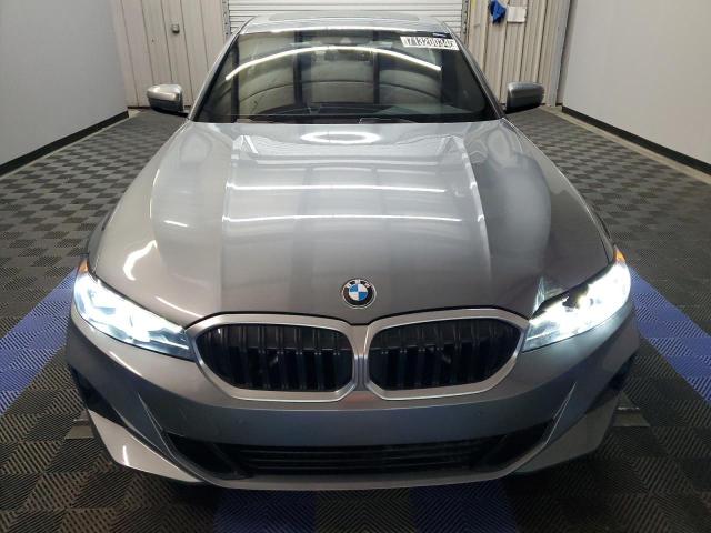 Photo 4 VIN: 3MW69FF08R8E13066 - BMW 330I 