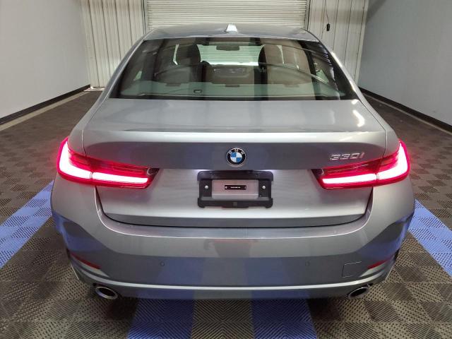 Photo 5 VIN: 3MW69FF08R8E13066 - BMW 330I 