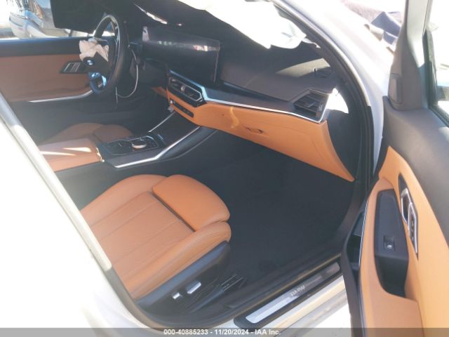 Photo 4 VIN: 3MW69FF0XP8C97057 - BMW 330I 