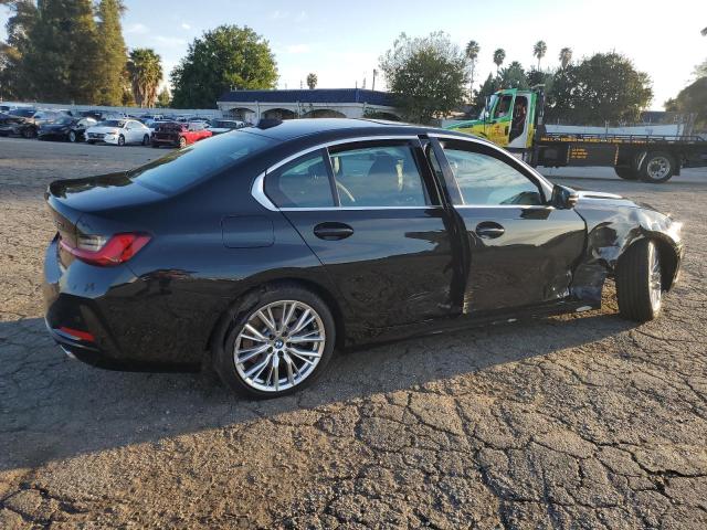 Photo 2 VIN: 3MW89FF00R8D83828 - BMW 3 SERIES 