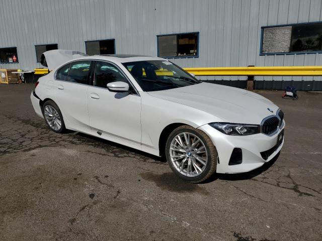 Photo 3 VIN: 3MW89FF00R8E38486 - BMW 3 SERIES 