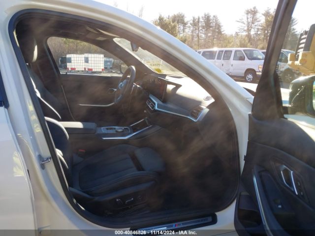 Photo 4 VIN: 3MW89FF01R8E78592 - BMW 330I 