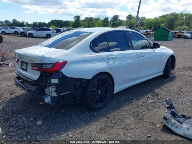 Photo 3 VIN: 3MW89FF02P8D08819 - BMW 330I 