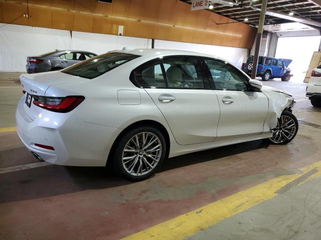 Photo 2 VIN: 3MW89FF02P8D57616 - BMW 330XI 